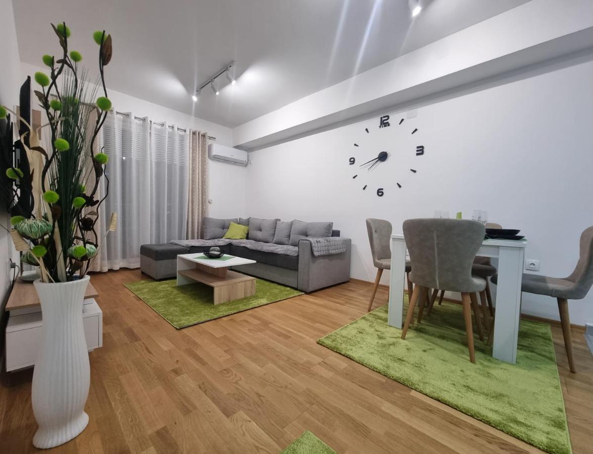 Modern & Trendy Apartment Skopje Exteriör bild