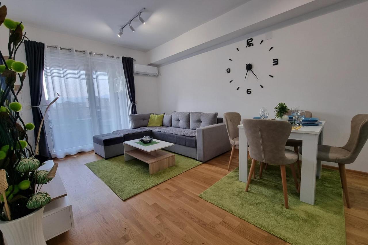 Modern & Trendy Apartment Skopje Exteriör bild