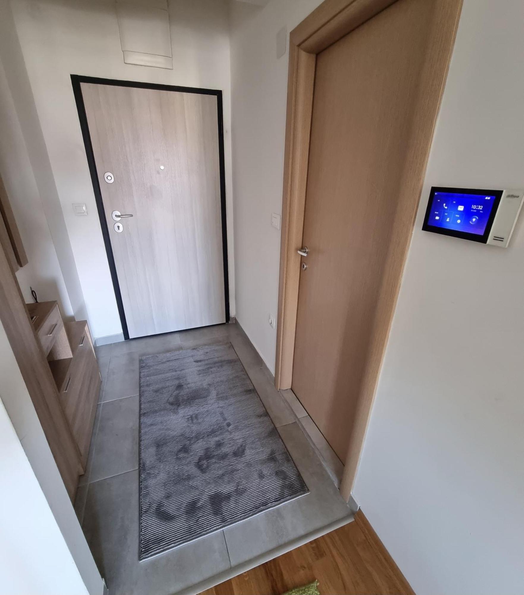 Modern & Trendy Apartment Skopje Exteriör bild